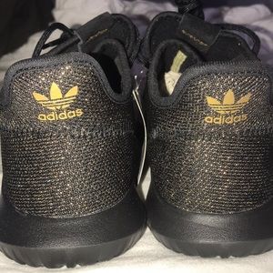 black sparkly adidas shoes